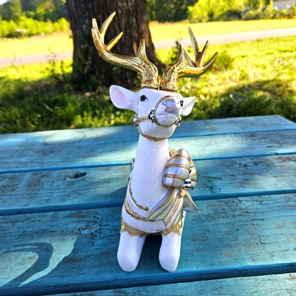 Mackenzie Childs White Bowtie Deer Resting - Picture 2 of 6